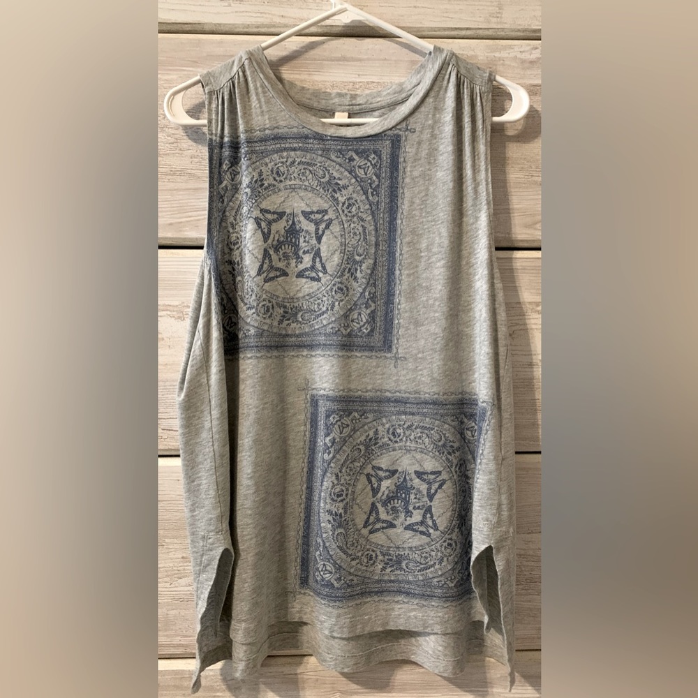 Anthropologie (Tiny) Sleeveless Top